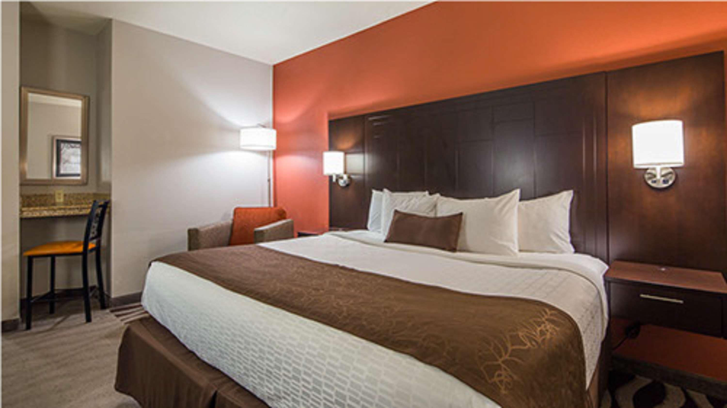 Best Western Plus Lee'S Summit Hotel & Suites Esterno foto
