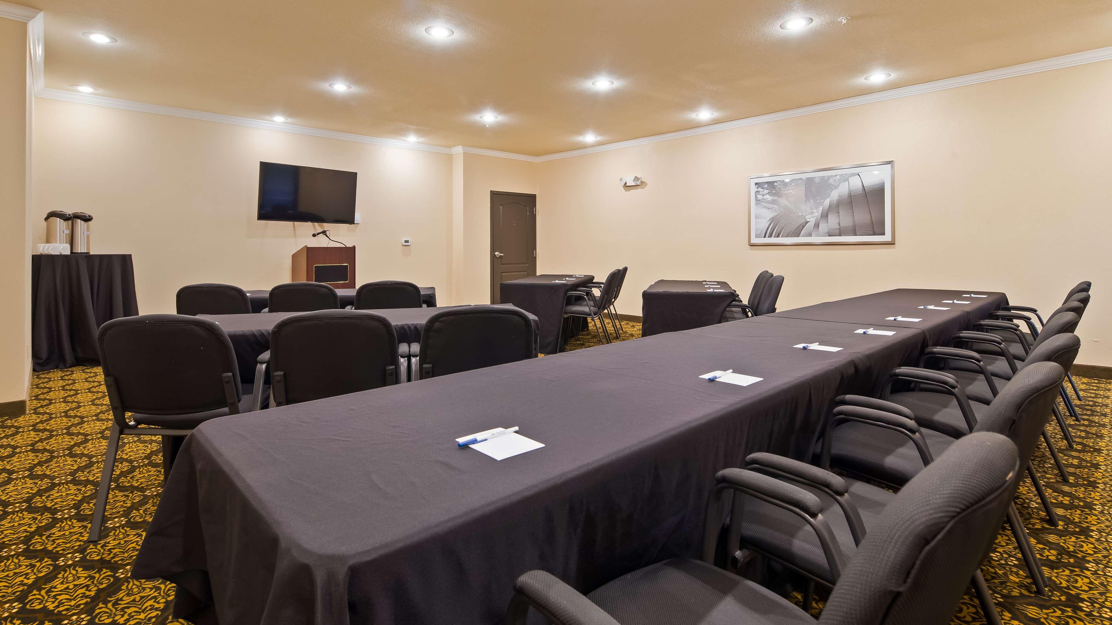 Best Western Plus Lee'S Summit Hotel & Suites Esterno foto