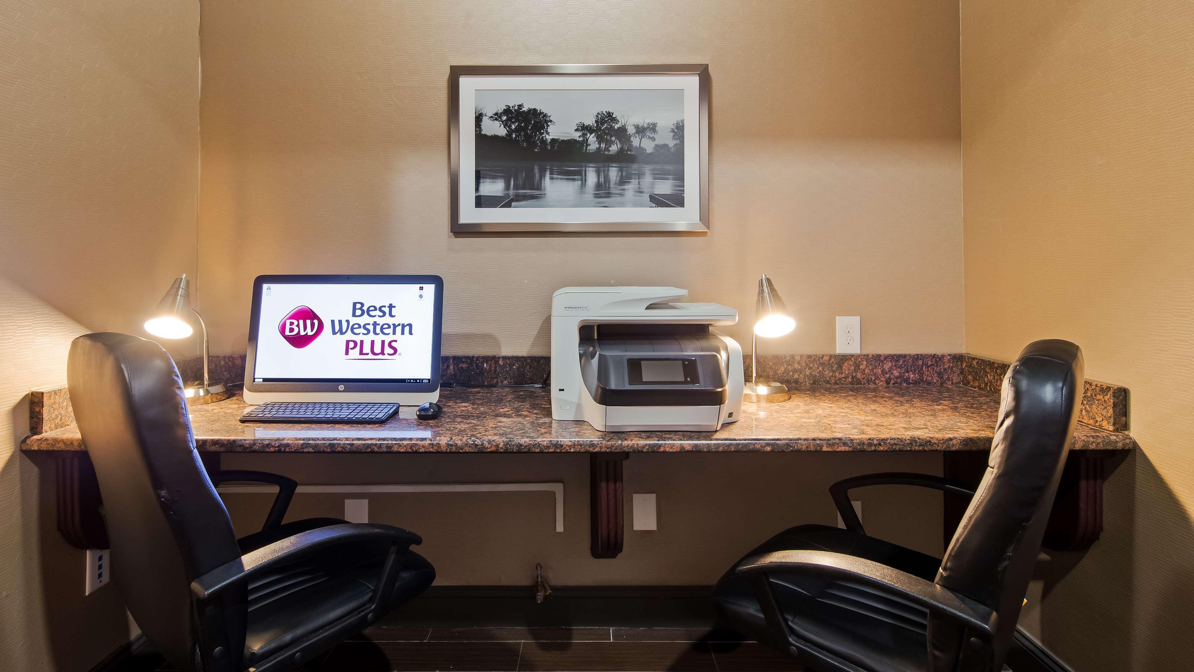 Best Western Plus Lee'S Summit Hotel & Suites Esterno foto