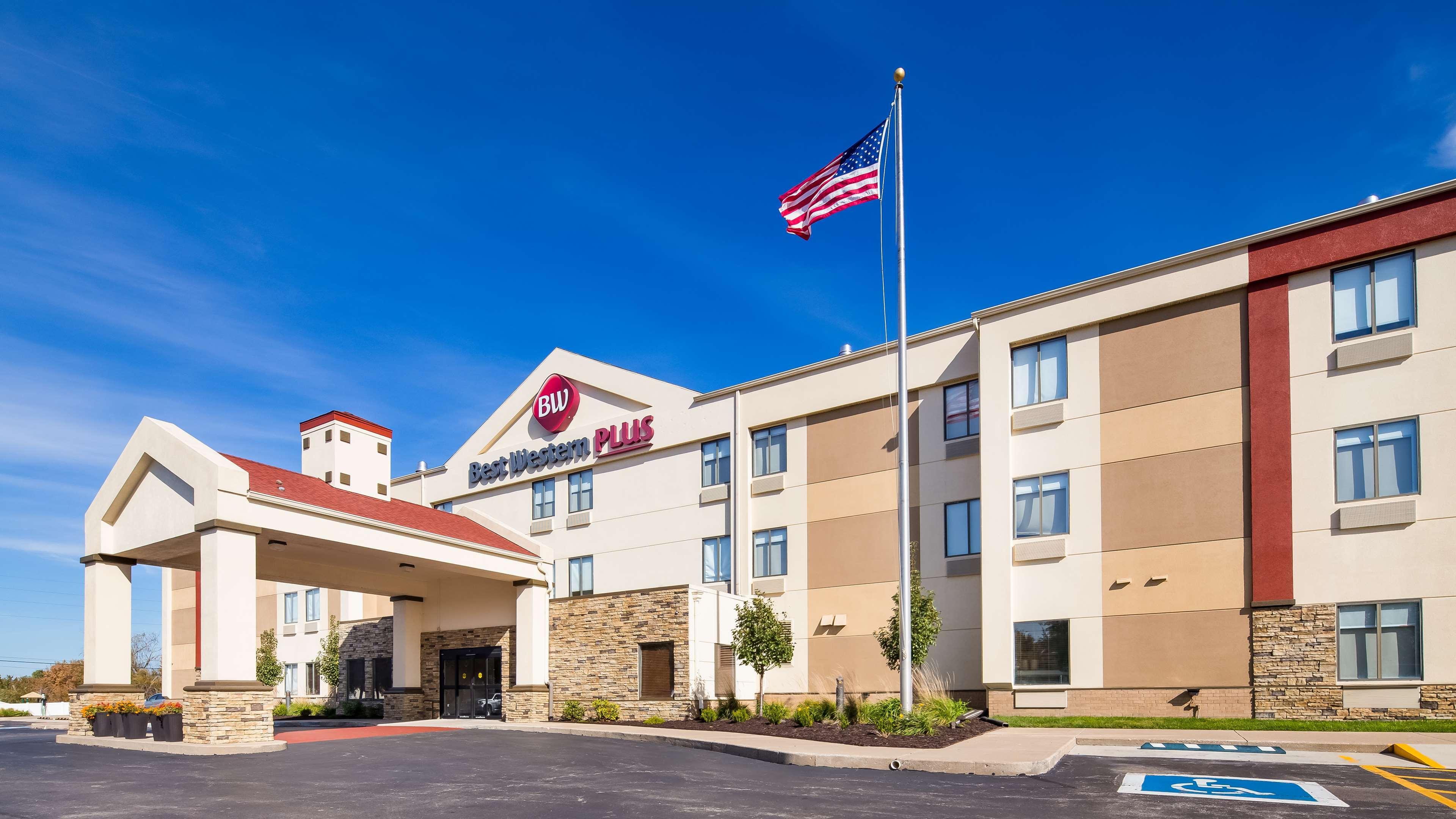 Best Western Plus Lee'S Summit Hotel & Suites Esterno foto