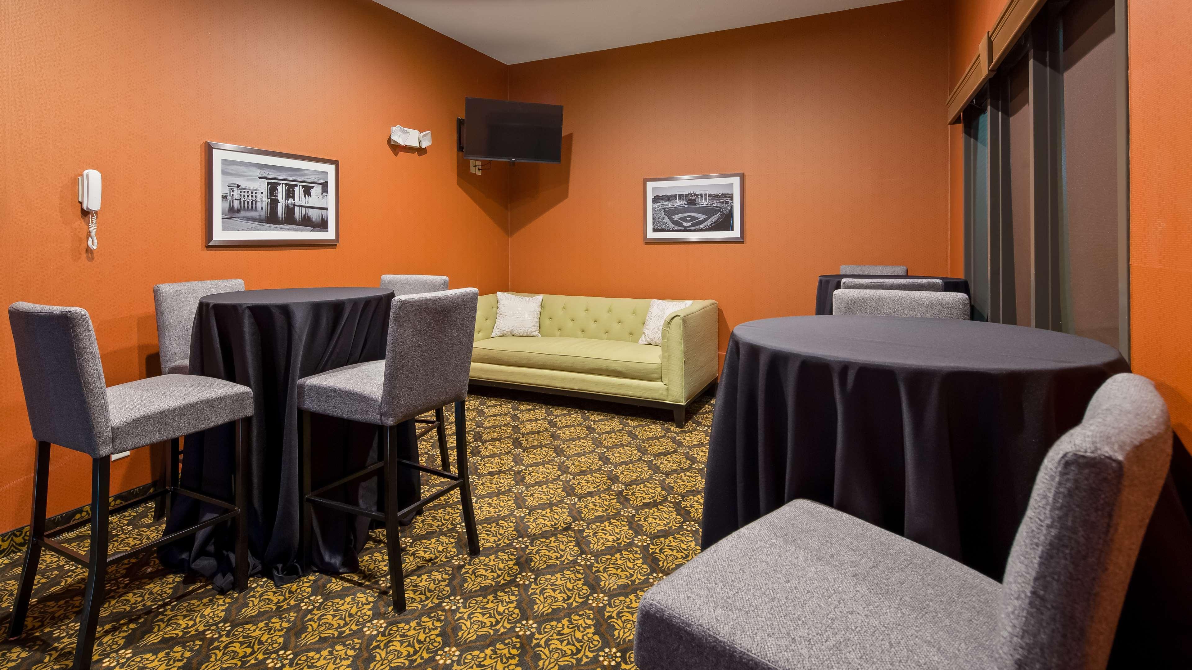 Best Western Plus Lee'S Summit Hotel & Suites Esterno foto