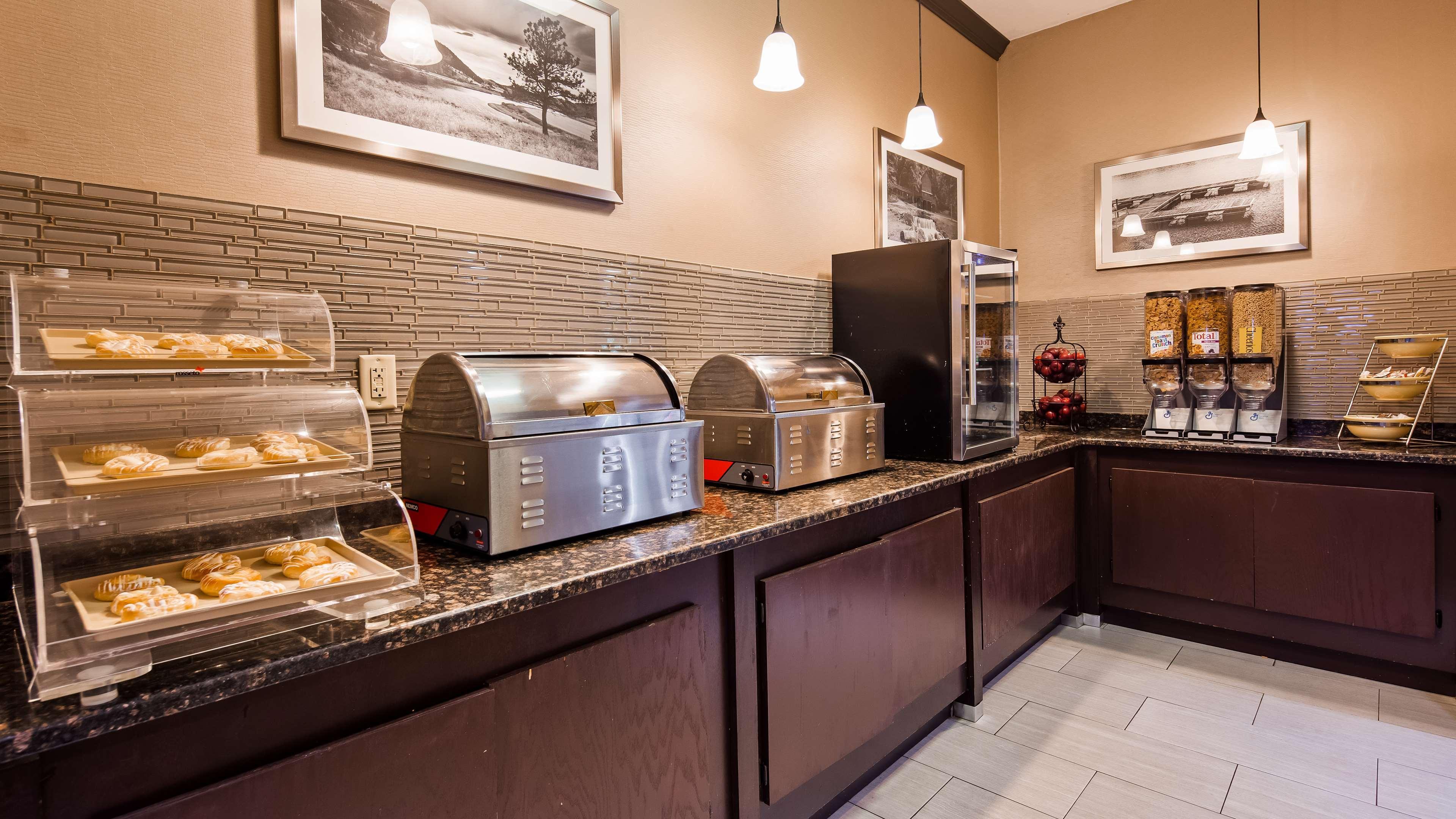 Best Western Plus Lee'S Summit Hotel & Suites Esterno foto